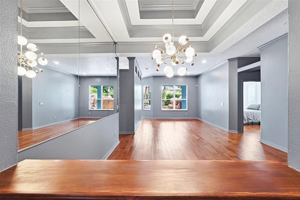 For Sale: $985,000 (6 beds, 2 baths, 2946 Square Feet)