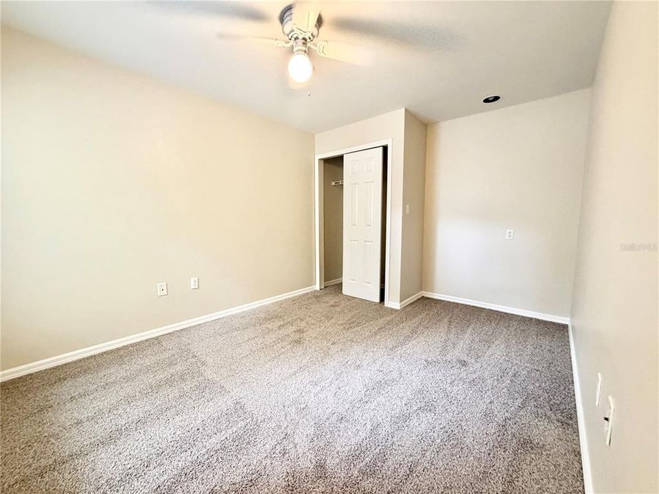 Active With Contract: $1,999 (3 beds, 2 baths, 1280 Square Feet)