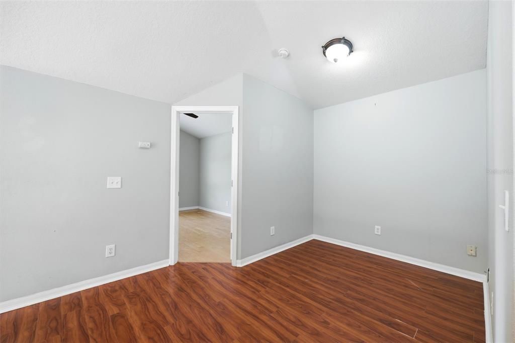 For Sale: $468,000 (4 beds, 2 baths, 1922 Square Feet)