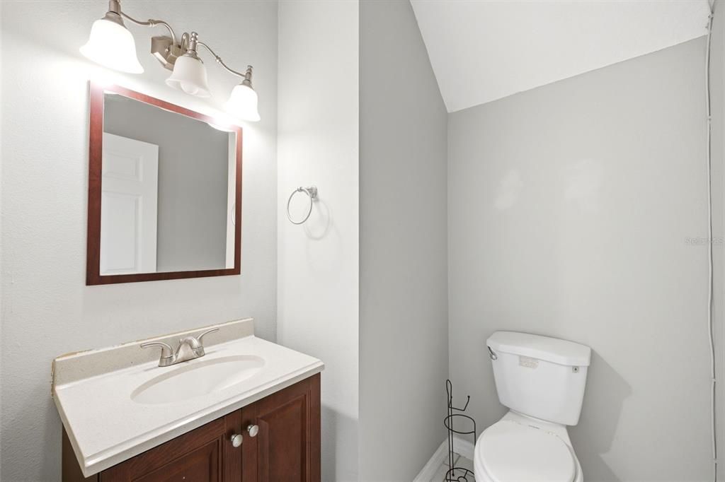 For Sale: $468,000 (4 beds, 2 baths, 1922 Square Feet)