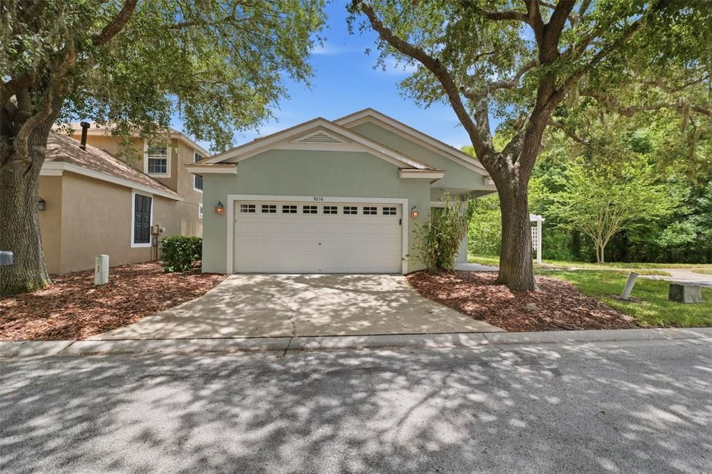 For Sale: $468,000 (4 beds, 2 baths, 1922 Square Feet)