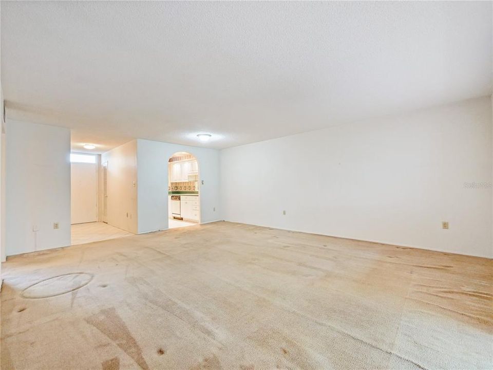 Activo con contrato: $290,000 (2 camas, 2 baños, 1074 Pies cuadrados)