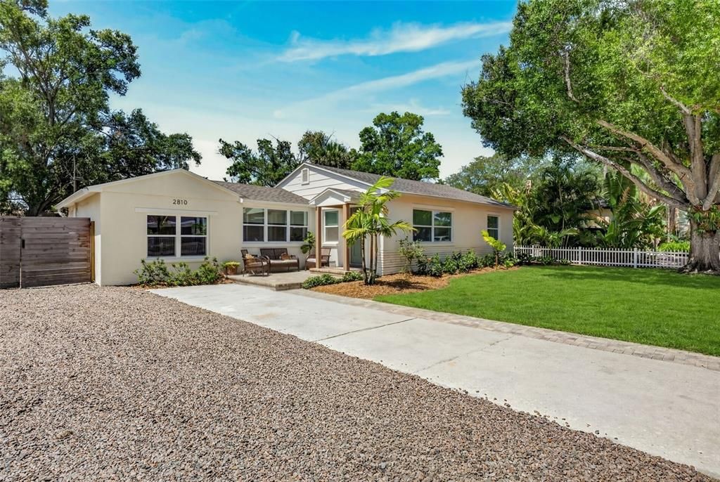 For Sale: $675,000 (3 beds, 2 baths, 1419 Square Feet)
