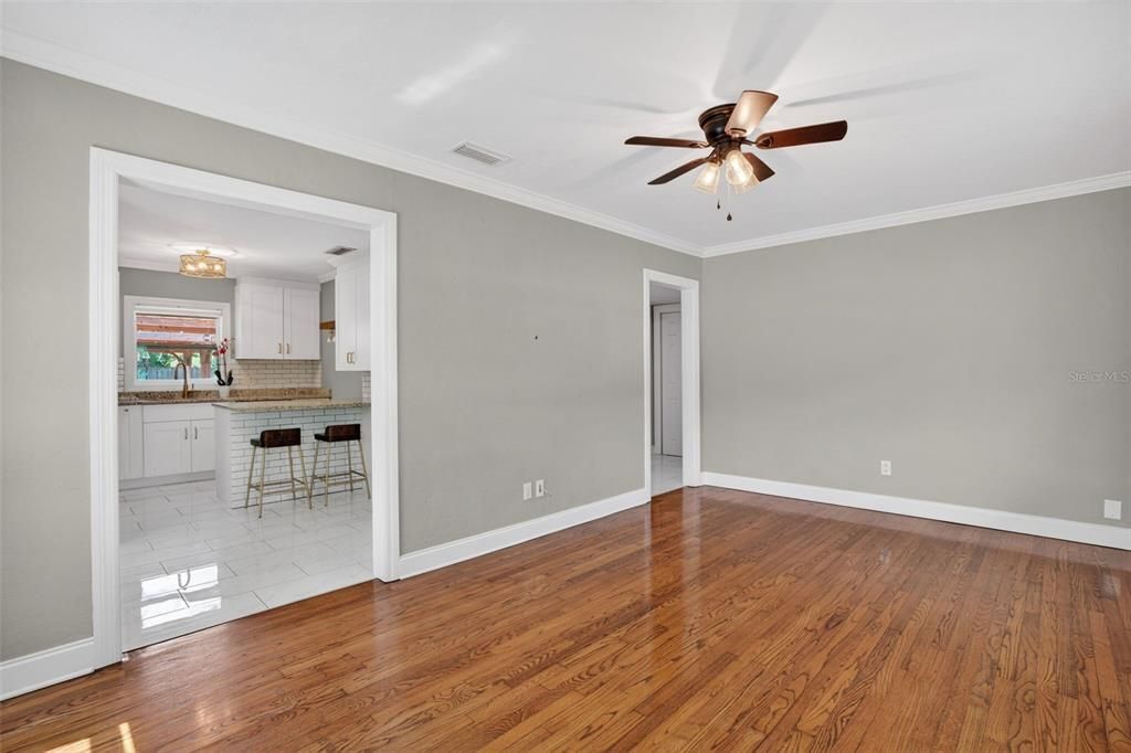 For Sale: $675,000 (3 beds, 2 baths, 1419 Square Feet)