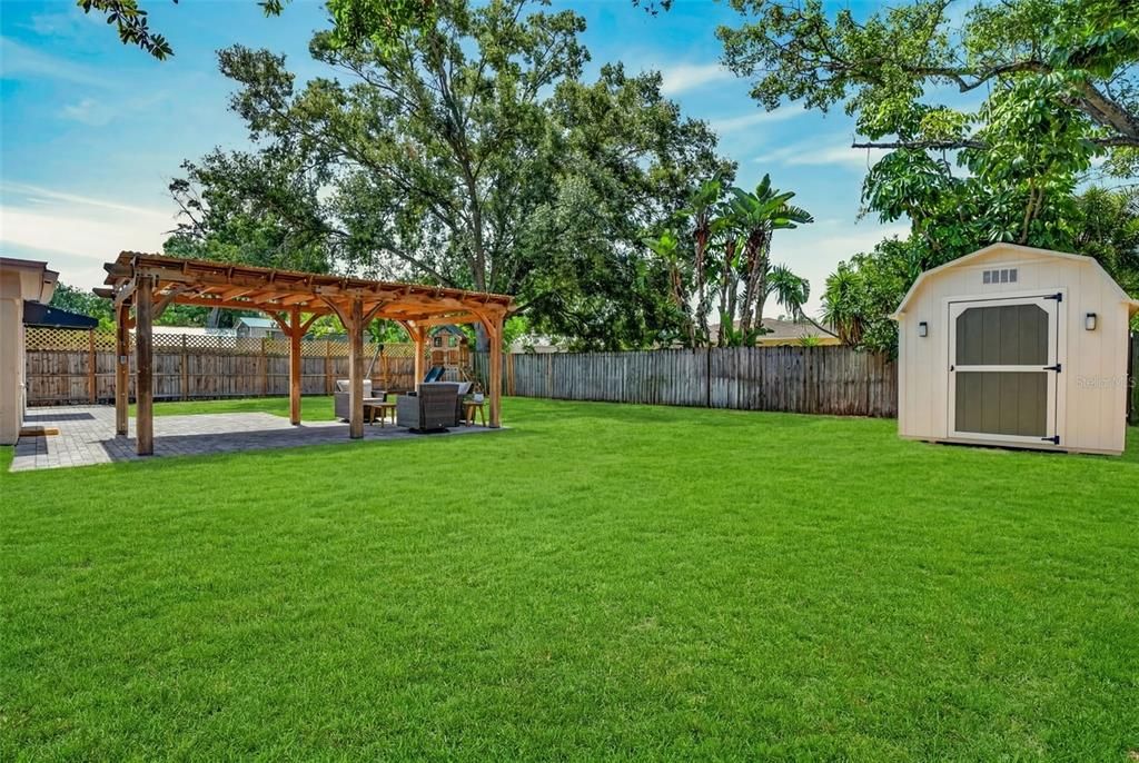 For Sale: $675,000 (3 beds, 2 baths, 1419 Square Feet)