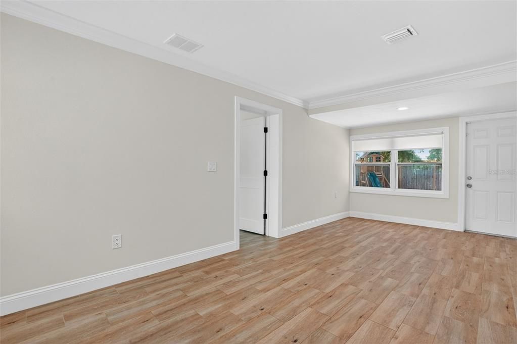 For Sale: $675,000 (3 beds, 2 baths, 1419 Square Feet)