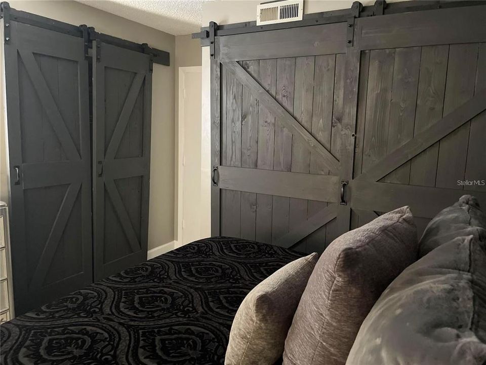For Sale: $194,490 (1 beds, 1 baths, 675 Square Feet)