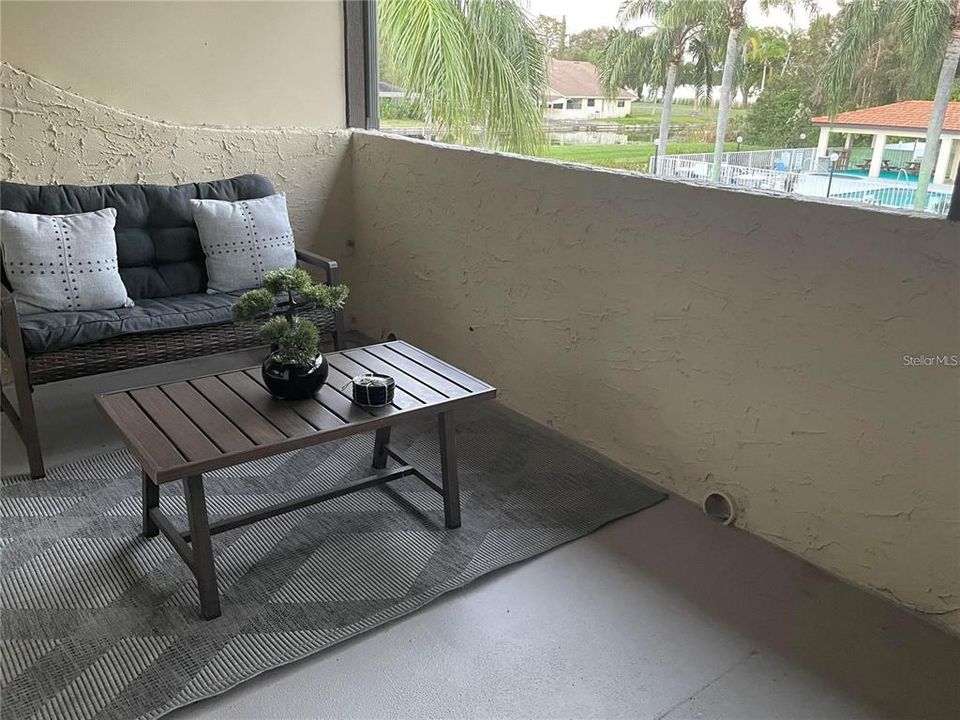 For Sale: $194,490 (1 beds, 1 baths, 675 Square Feet)