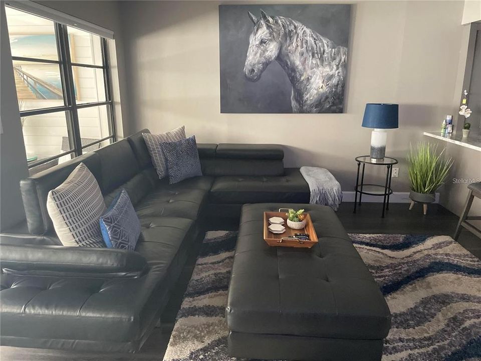 For Sale: $194,490 (1 beds, 1 baths, 675 Square Feet)
