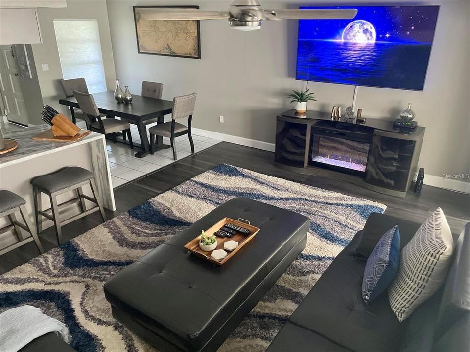 For Sale: $194,490 (1 beds, 1 baths, 675 Square Feet)
