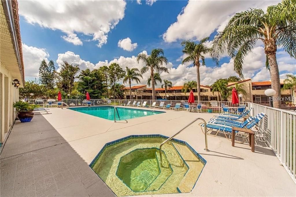 For Sale: $194,490 (1 beds, 1 baths, 675 Square Feet)