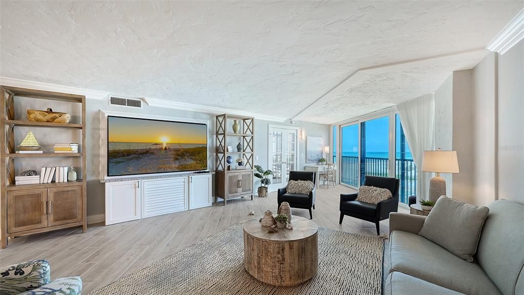 For Sale: $1,850,000 (3 beds, 2 baths, 2165 Square Feet)