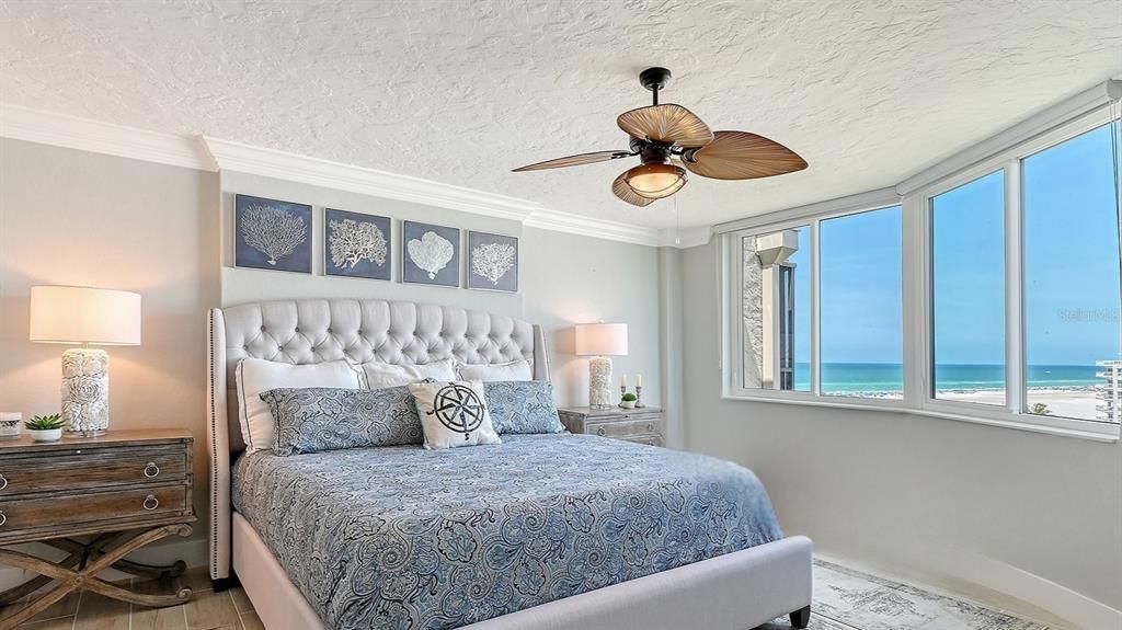 For Sale: $1,850,000 (3 beds, 2 baths, 2165 Square Feet)