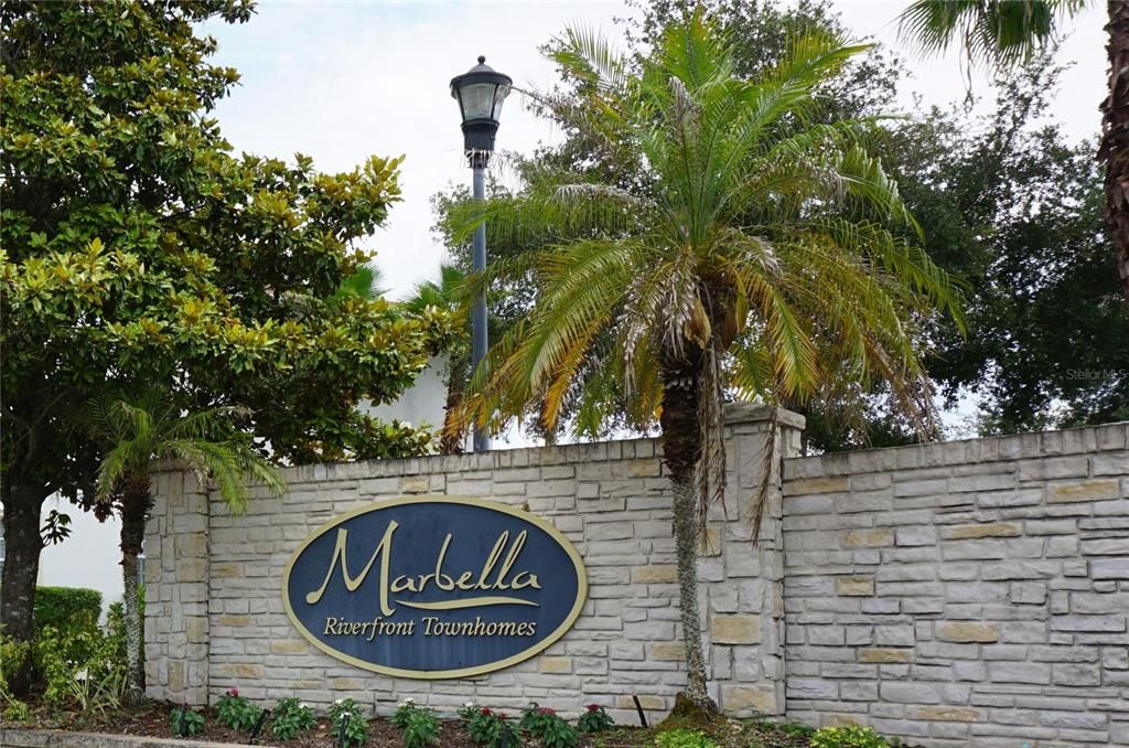 For Sale: $322,500 (3 beds, 2 baths, 1897 Square Feet)