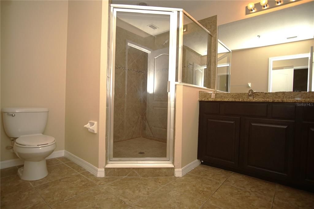 For Sale: $322,500 (3 beds, 2 baths, 1897 Square Feet)
