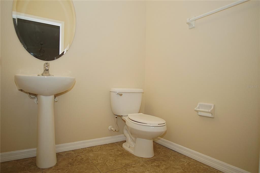 For Sale: $322,500 (3 beds, 2 baths, 1897 Square Feet)