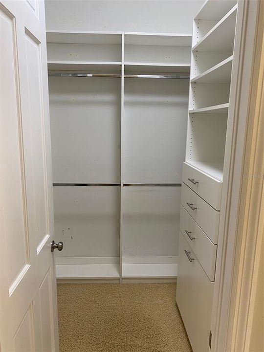 В аренду: $4,200 (4 спален, 2 ванн, 2892 Квадратных фут)