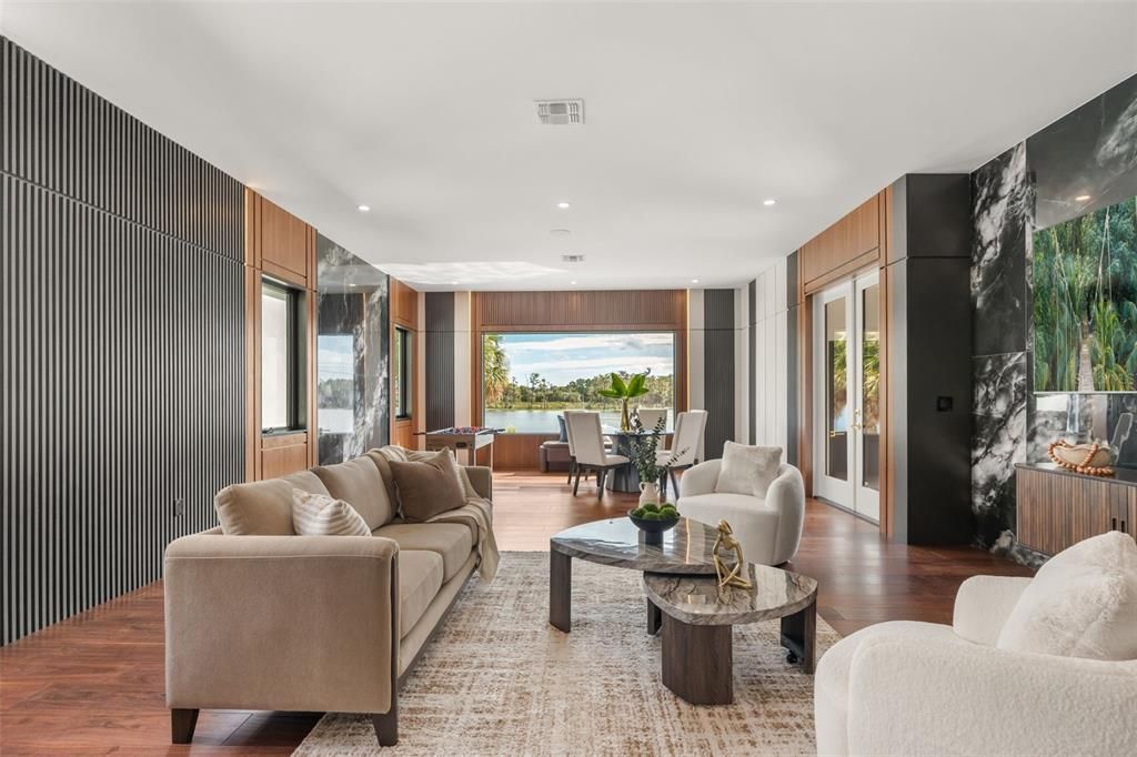 For Sale: $6,995,000 (5 beds, 5 baths, 6400 Square Feet)