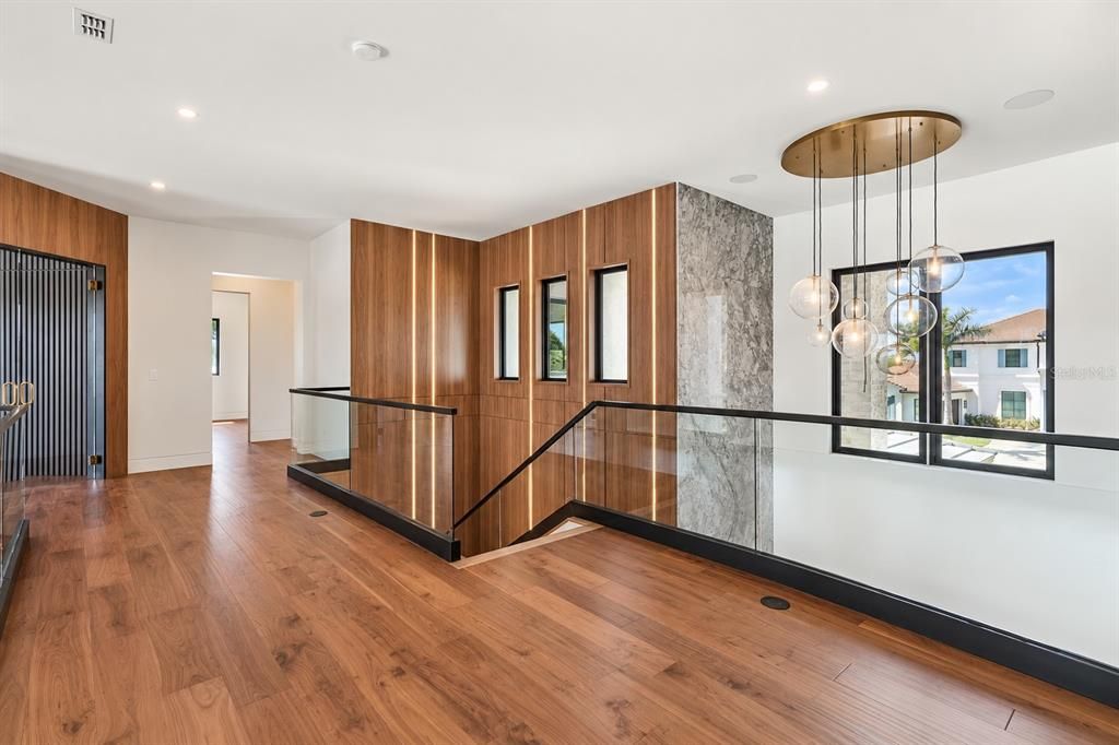 For Sale: $6,995,000 (5 beds, 5 baths, 6400 Square Feet)