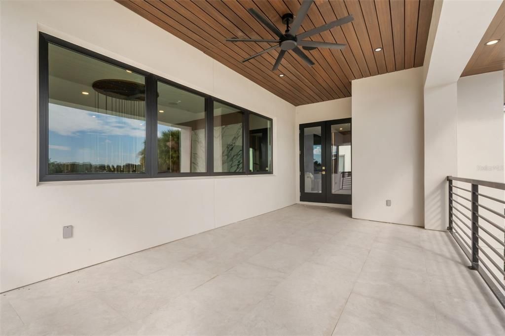 For Sale: $6,995,000 (5 beds, 5 baths, 6400 Square Feet)
