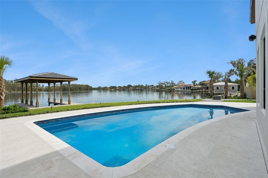 For Sale: $6,995,000 (5 beds, 5 baths, 6400 Square Feet)