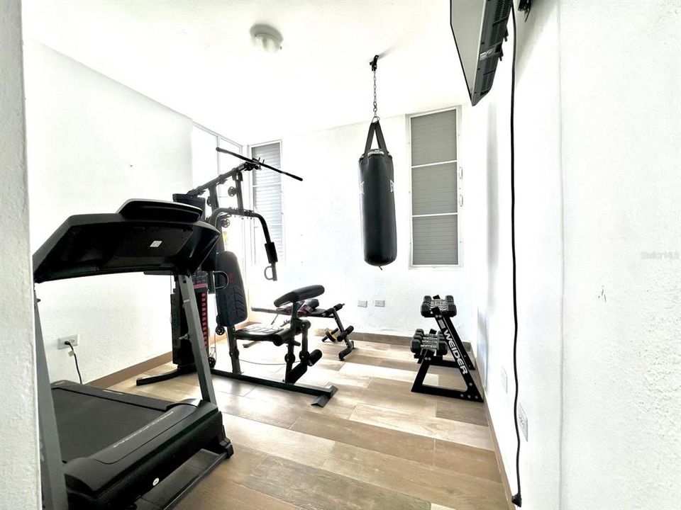 En Venta: $630,000 (4 camas, 4 baños, 2800 Pies cuadrados)