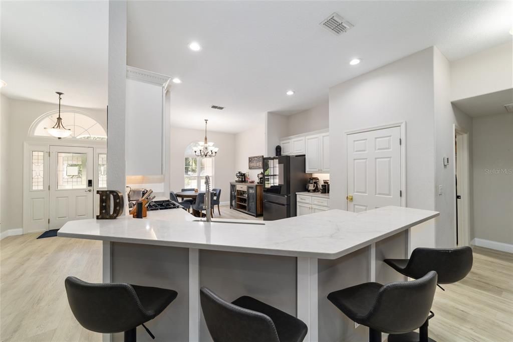 For Sale: $699,900 (3 beds, 2 baths, 2272 Square Feet)