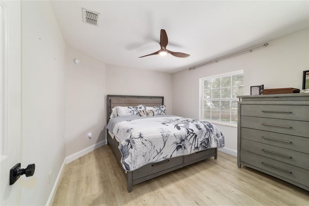 For Sale: $699,900 (3 beds, 2 baths, 2272 Square Feet)