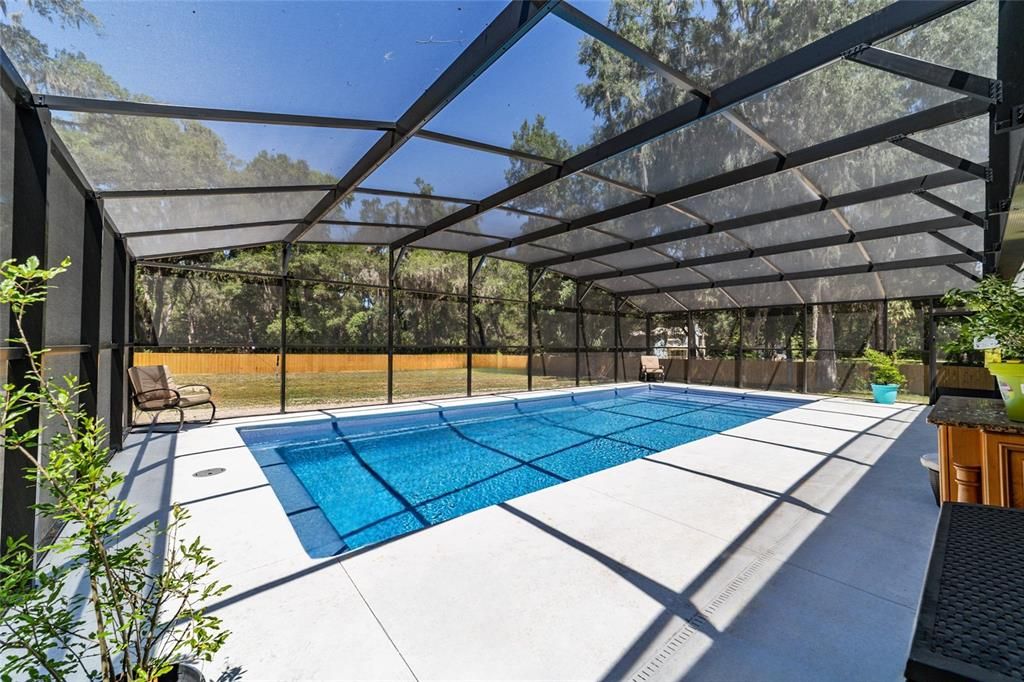 For Sale: $699,900 (3 beds, 2 baths, 2272 Square Feet)