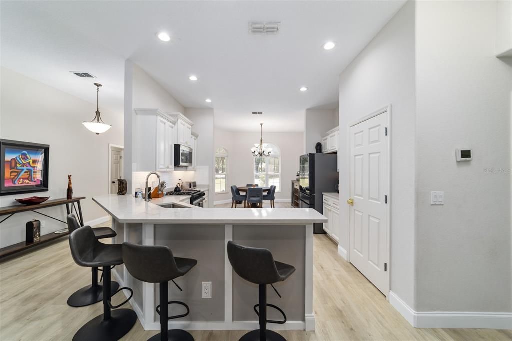 For Sale: $699,900 (3 beds, 2 baths, 2272 Square Feet)