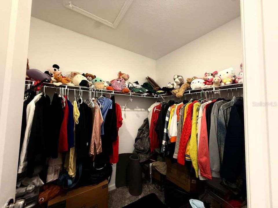 For Rent: $2,400 (3 beds, 2 baths, 1432 Square Feet)