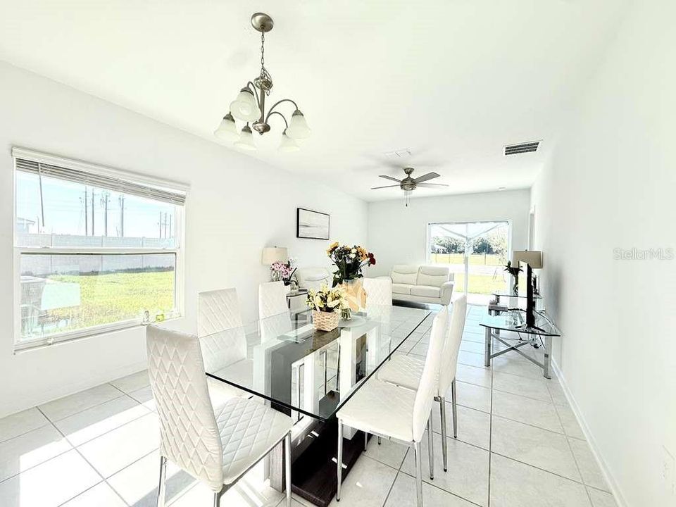 For Rent: $2,400 (3 beds, 2 baths, 1432 Square Feet)