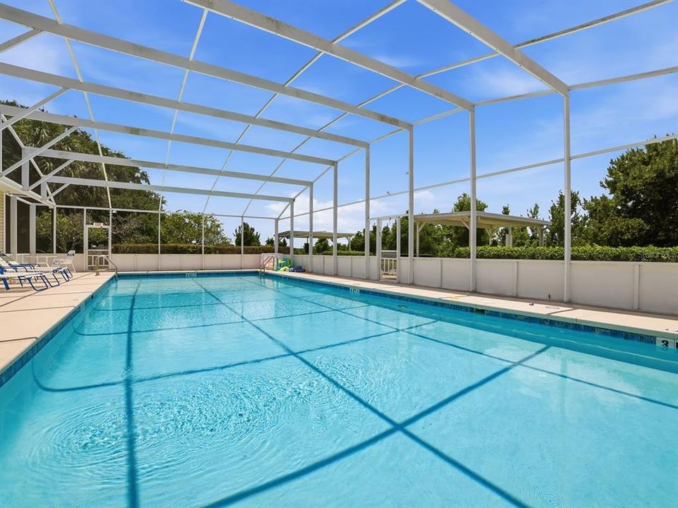 Activo con contrato: $313,000 (3 camas, 2 baños, 1486 Pies cuadrados)