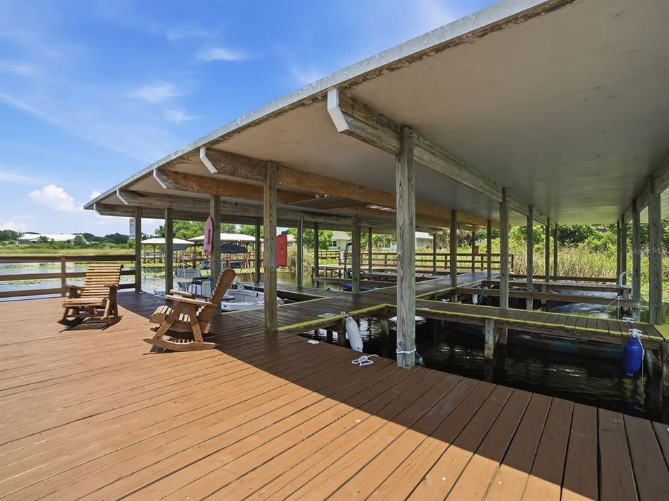 Activo con contrato: $313,000 (3 camas, 2 baños, 1486 Pies cuadrados)