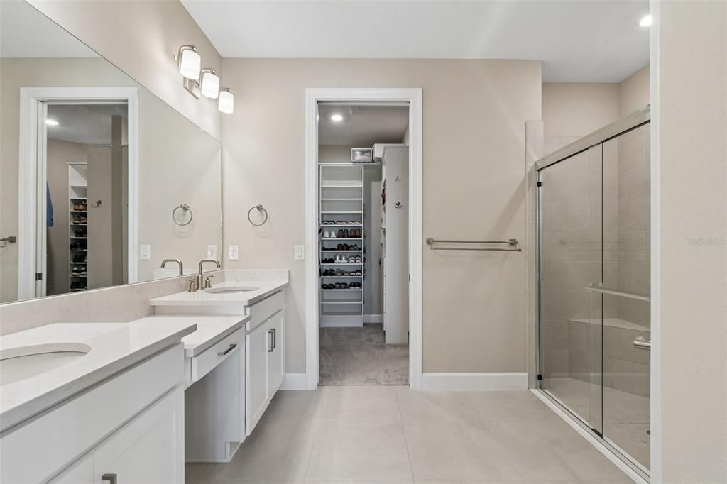 For Rent: $3,000 (3 beds, 2 baths, 1926 Square Feet)