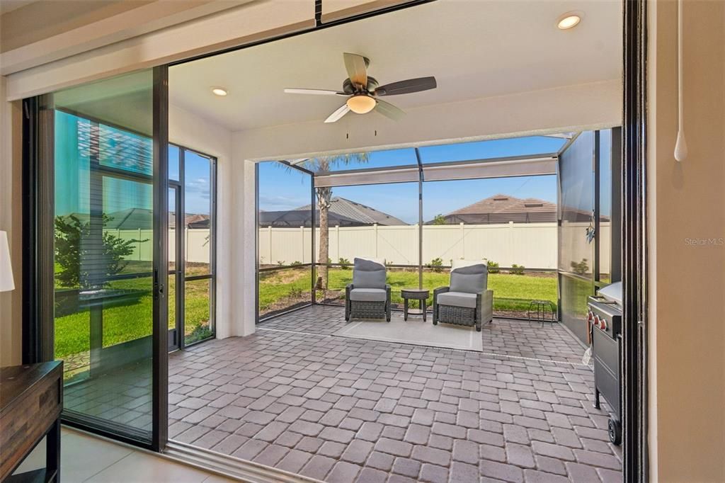 For Rent: $3,000 (3 beds, 2 baths, 1926 Square Feet)