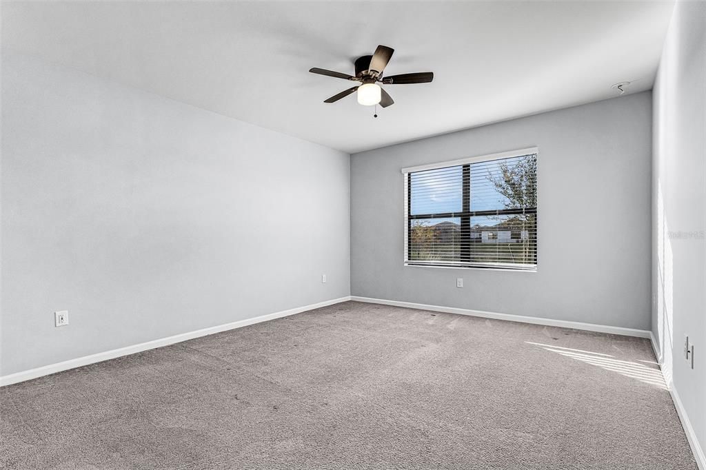 For Rent: $2,150 (4 beds, 2 baths, 1850 Square Feet)