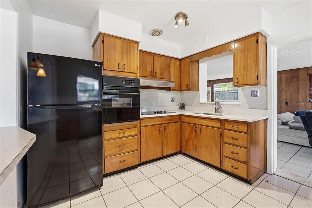 На продажу: $329,000 (3 спален, 2 ванн, 1278 Квадратных фут)