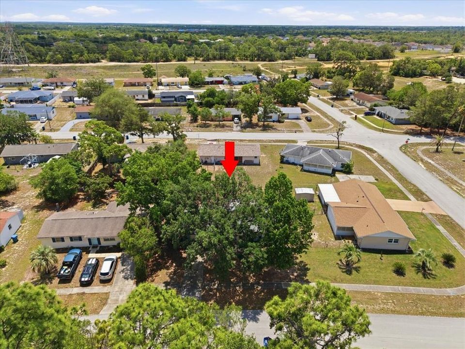 For Sale: $256,000 (2 beds, 2 baths, 943 Square Feet)