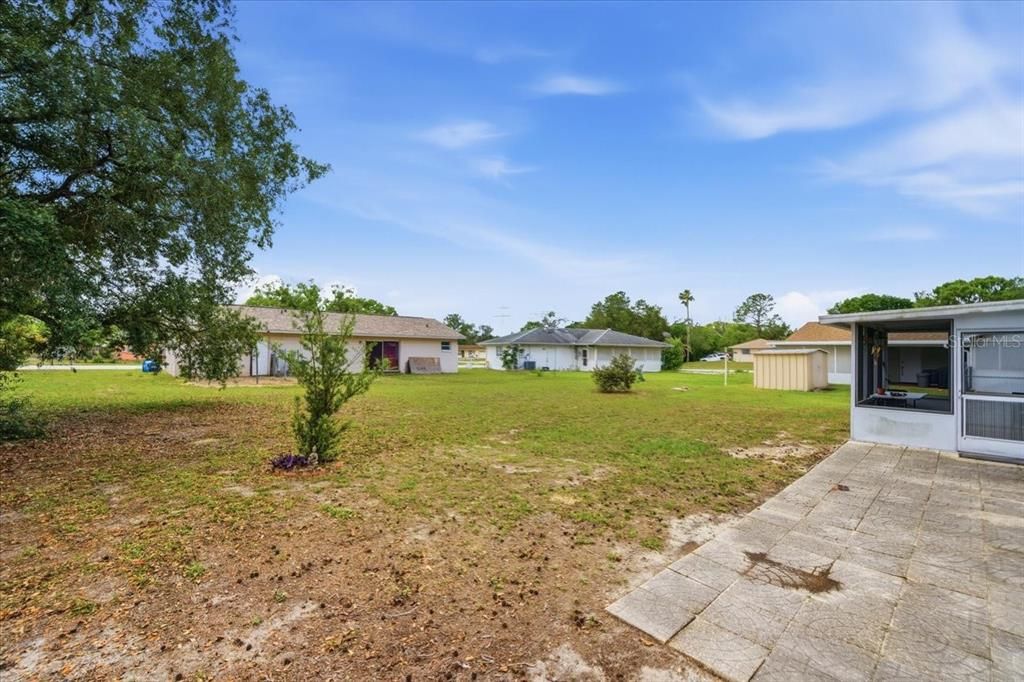 For Sale: $256,000 (2 beds, 2 baths, 943 Square Feet)