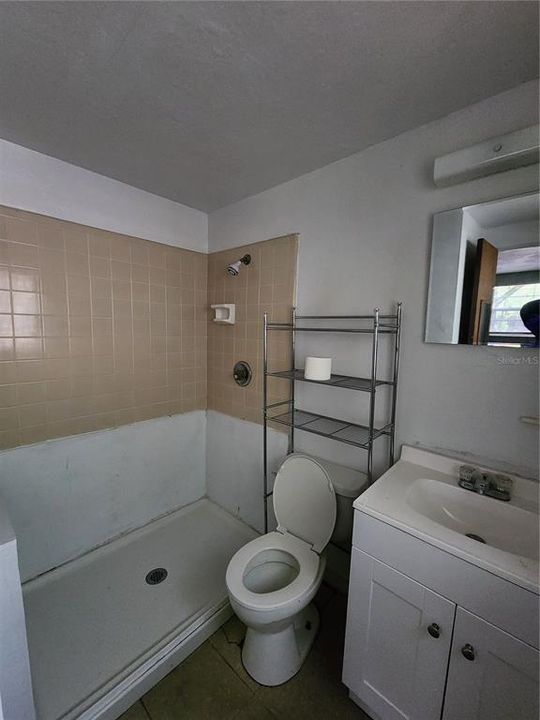 В аренду: $805 (1 спален, 1 ванн, 480 Квадратных фут)