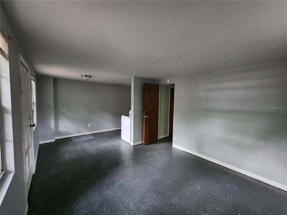 В аренду: $805 (1 спален, 1 ванн, 480 Квадратных фут)