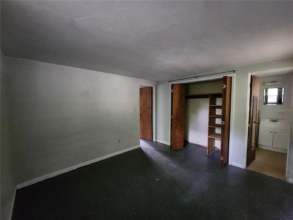 В аренду: $805 (1 спален, 1 ванн, 480 Квадратных фут)