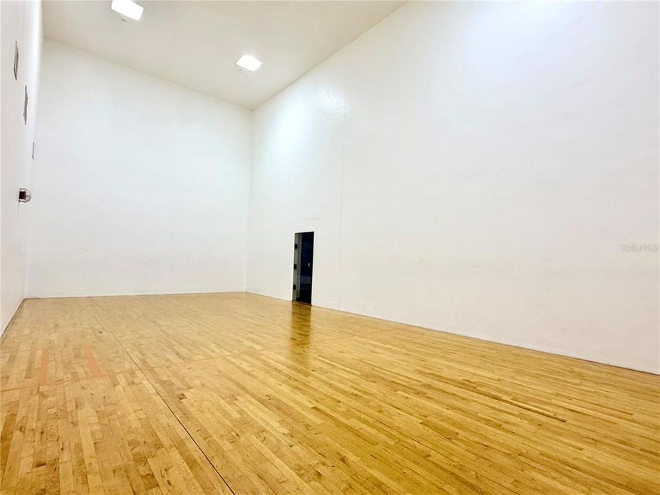 出租: $1,995 (2 贝兹, 2 浴室, 1152 平方英尺)