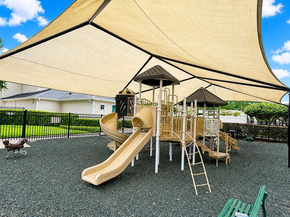出租: $1,995 (2 贝兹, 2 浴室, 1152 平方英尺)