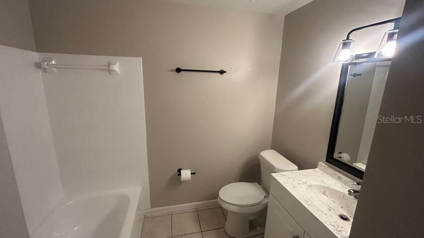 Activo con contrato: $315,000 (2 camas, 2 baños, 1089 Pies cuadrados)