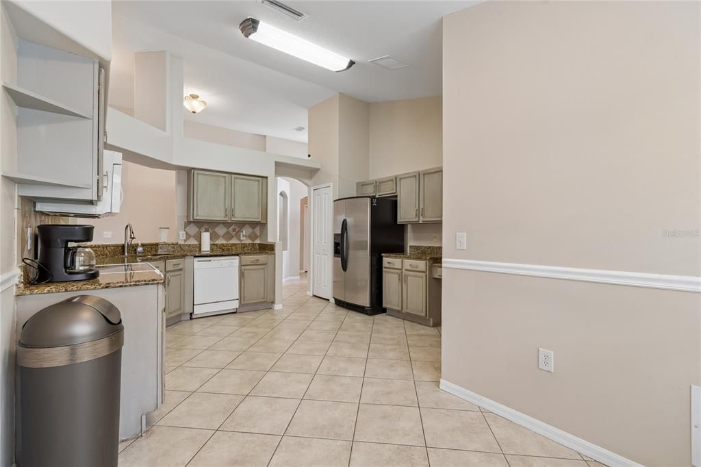 For Sale: $399,000 (3 beds, 2 baths, 1820 Square Feet)