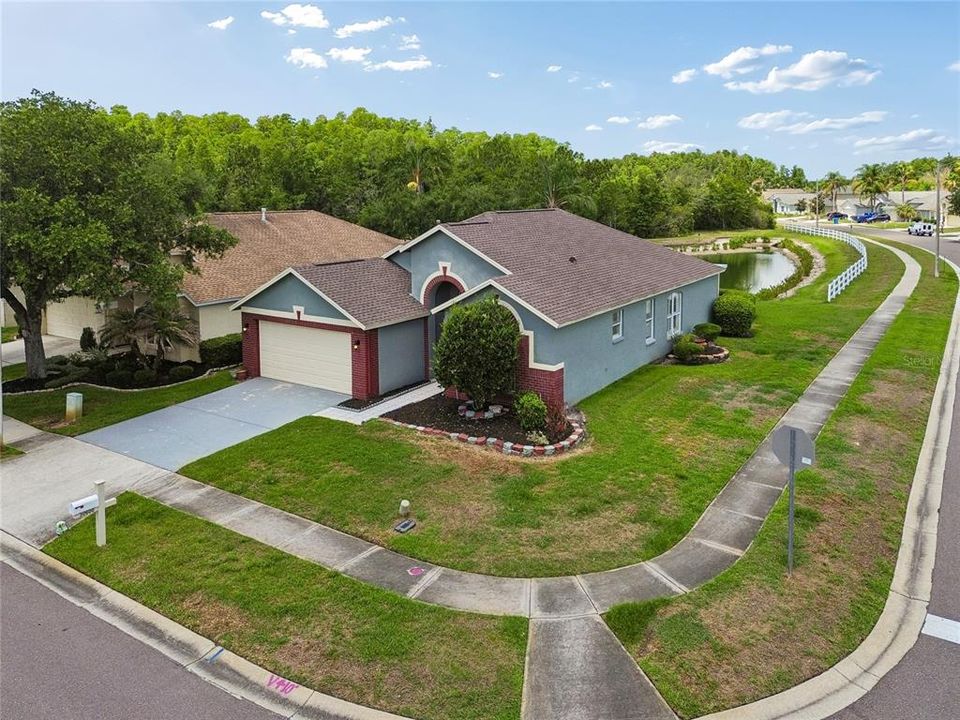 For Sale: $399,000 (3 beds, 2 baths, 1820 Square Feet)