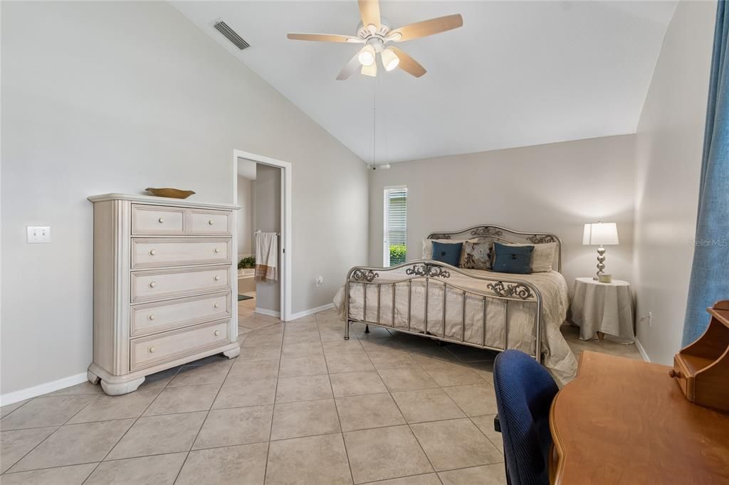 For Sale: $399,000 (3 beds, 2 baths, 1820 Square Feet)