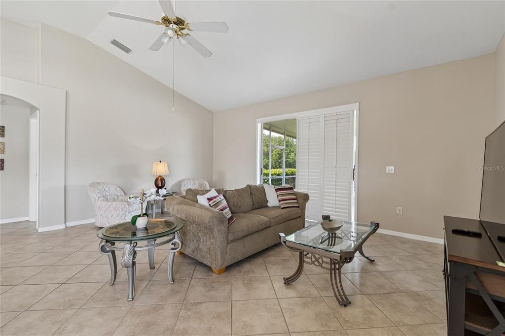 For Sale: $399,000 (3 beds, 2 baths, 1820 Square Feet)